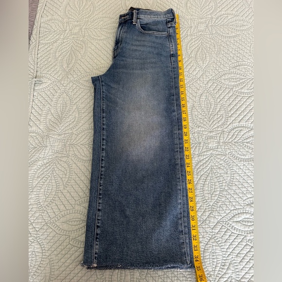 Banana Republic High-Rise Wide-Leg Crop Jeans - Picture 4 of 8